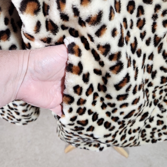 Stylish Leopard Print Teddy Jacket - Picture 7 of 10